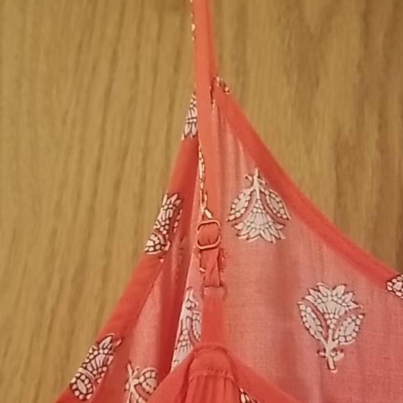 Flowey Crop Top - Picture 4 of 6